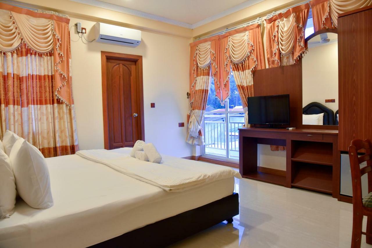 Nalaveshi Inn آورا المظهر الخارجي الصورة