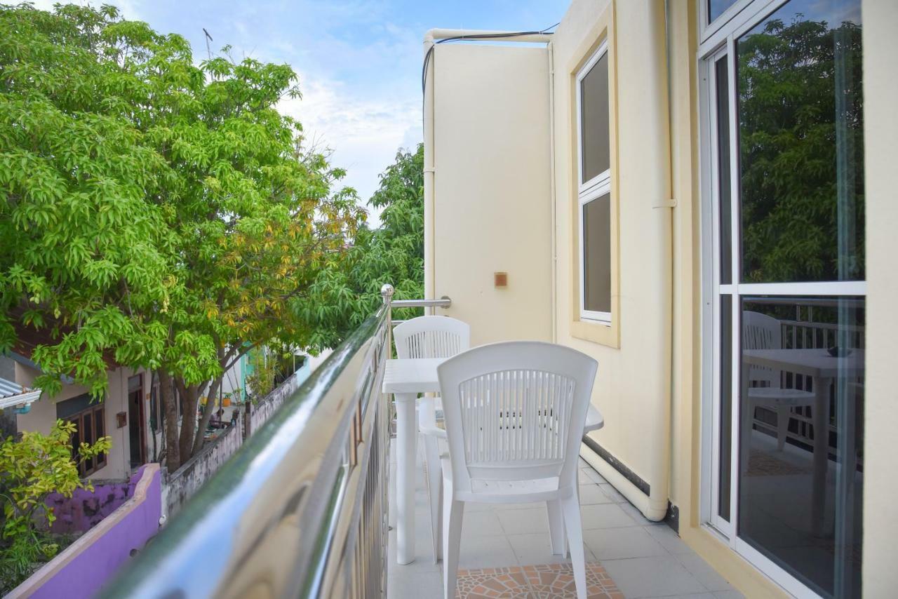Nalaveshi Inn آورا المظهر الخارجي الصورة